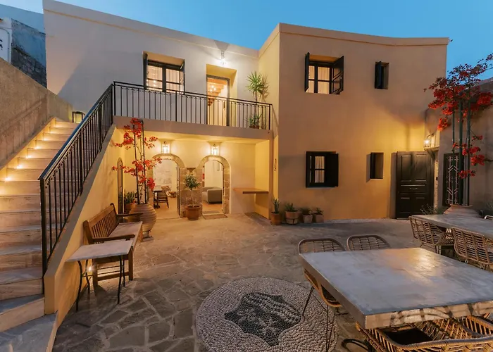 Zacosta Villa - A Heritage Hotel