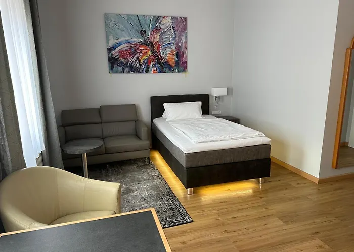 Apartment Hotel KRAL - BUSINESS HOTEL&SERVICED APARTMENTS