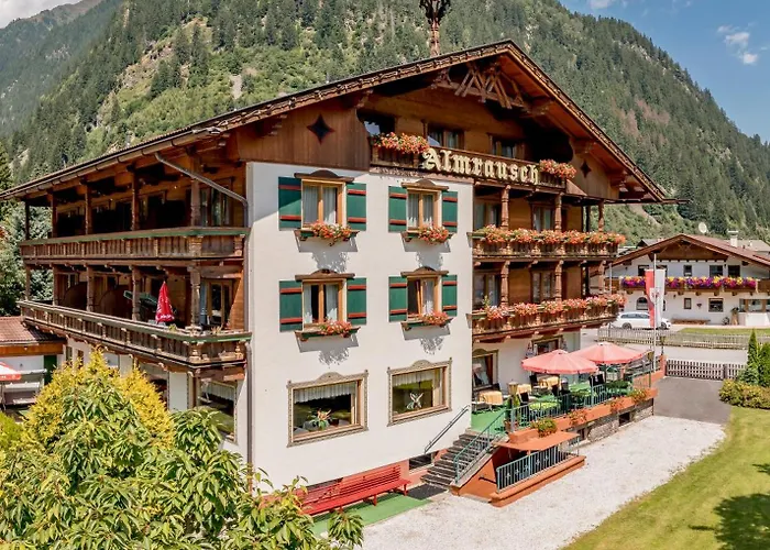 Hotel mit Aussicht: Pension Almrausch