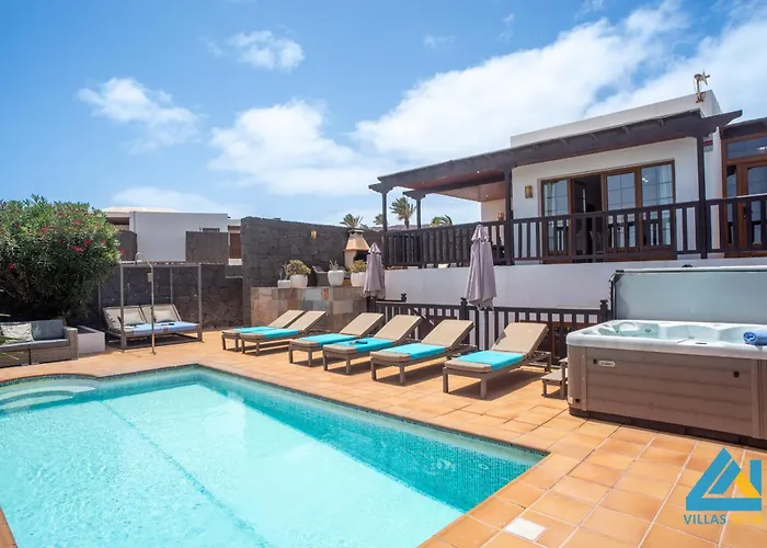Villa Azure - Lh122 By Villas Now Ltd