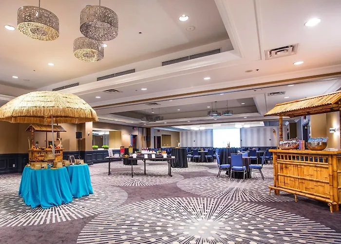 Courtyard By Marriott Toronto Downtown