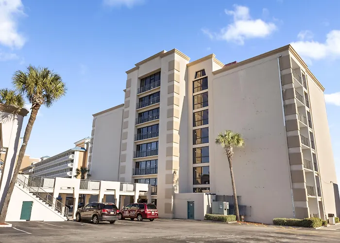 Motel: Ocean Crest Inn And Suites