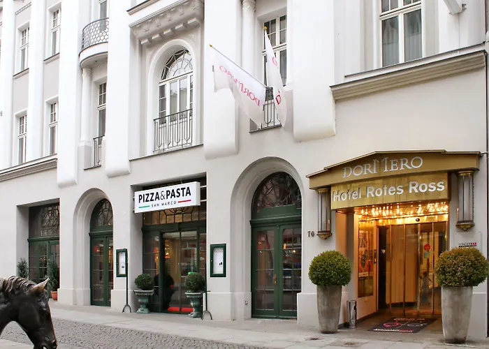 Romantisches Hotel: DORMERO Hotel Halle