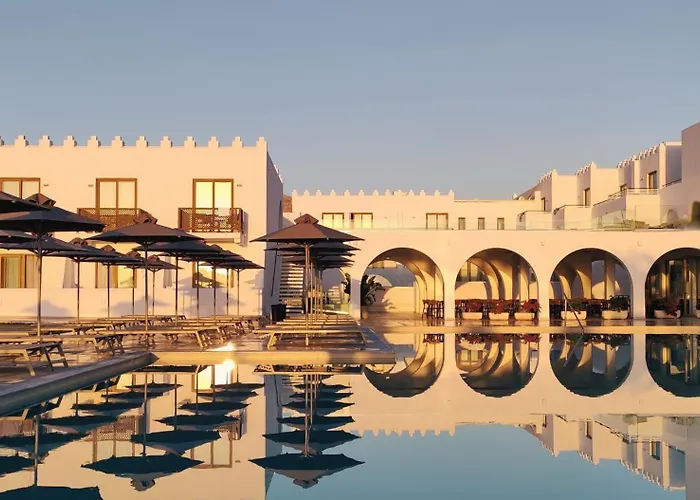 Hotel nahe College: Blue Sea Island