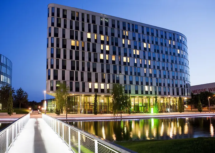 Golf Hotel: Courtyard By Marriott Vienna Prater/Messe