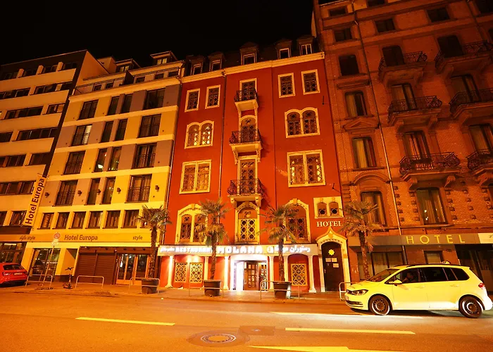 Haustierfreundliches Hotel: Hotel Villa Oriental & Restaurant