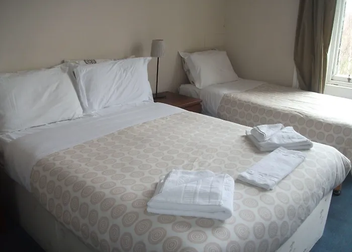 Hotel nahe College: Edinburgh House Hotel