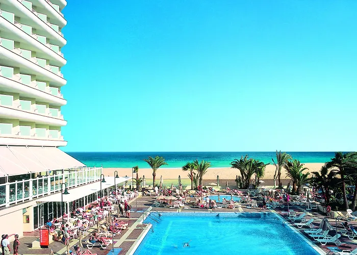 3-Sterne-Hotel: Hotel Riu Oliva Beach Resort