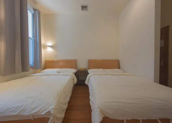 Hotel: U.S. Pacific Hotel