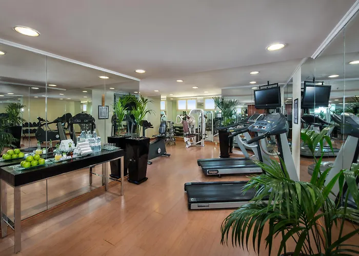 Eigentumswohnung: Savoy Central Hotel Apartments