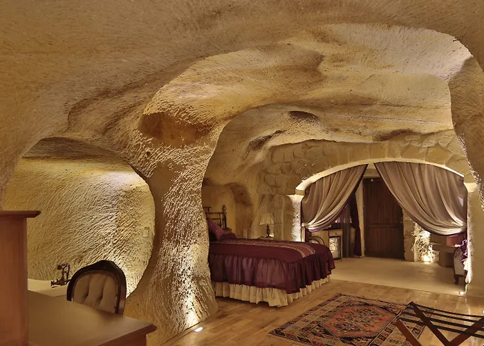 Golden Cave Suites