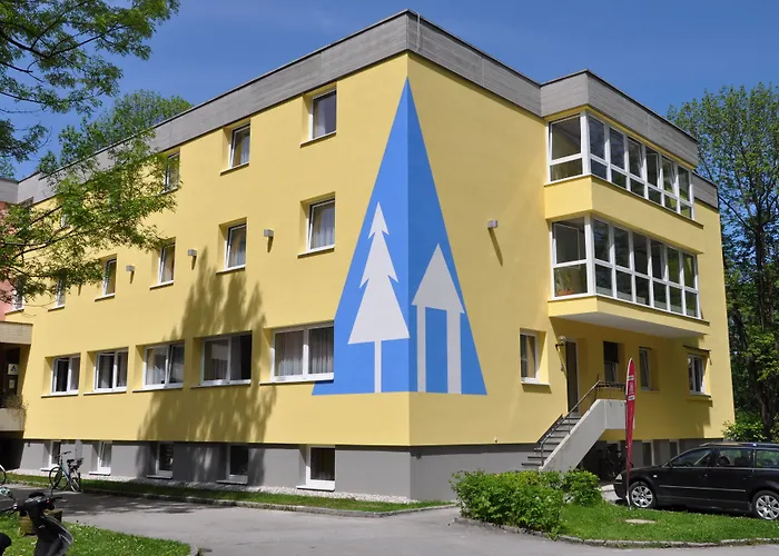  Eduard-Heinrich-Haus
