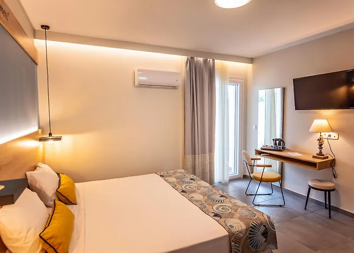 Mythic Summer Hotel