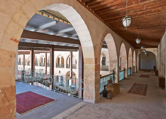 Resort: Sirehan Hotel
