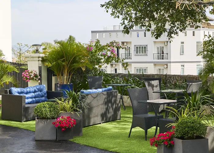 The Wind Resort - Tropical Hillside Escape