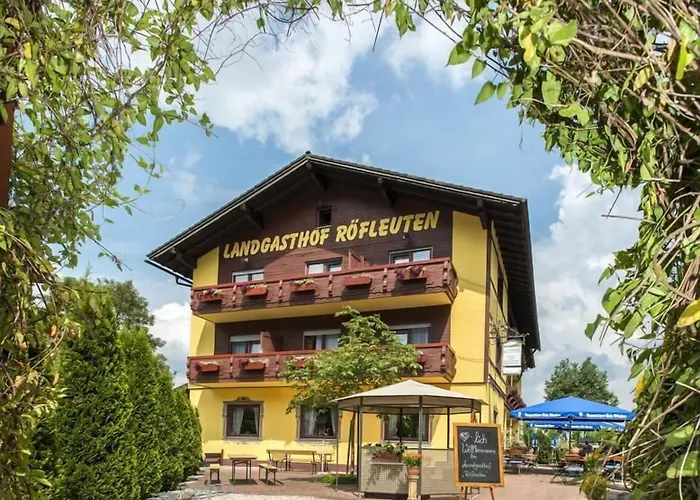 Ping Pong Hotel: Landhotel Röfleuten