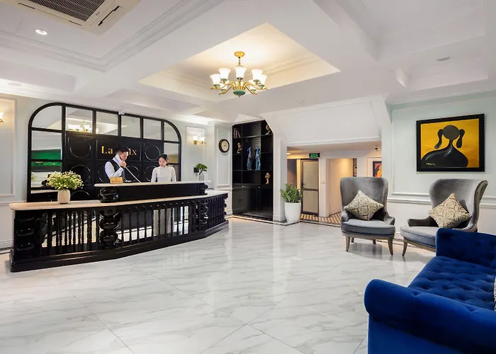 San Boutique Hotel & Travel