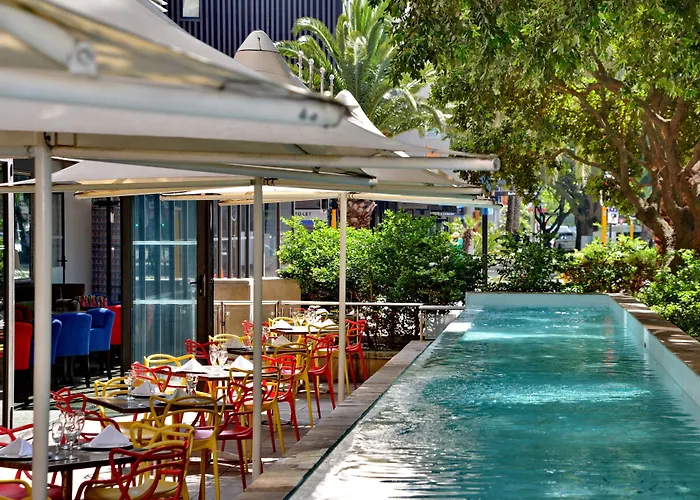 Fountains Hotel