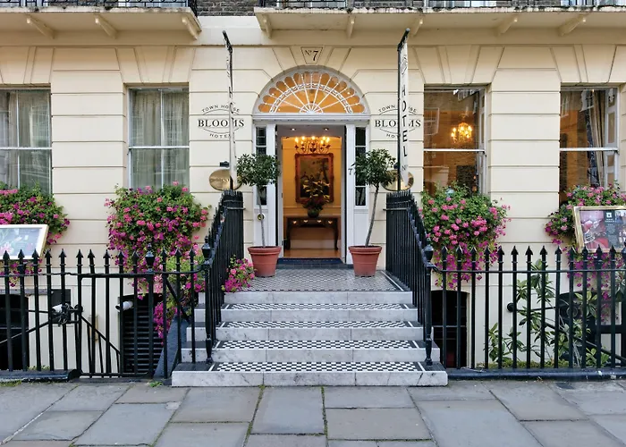 Hotel: Grange Blooms Hotel