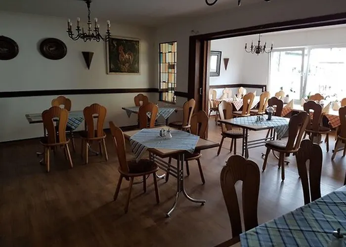 Günstiges Hotel: Rheinischer Hof