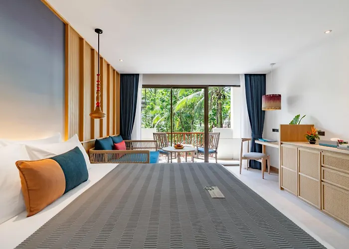 Apsara Beachfront & Villa