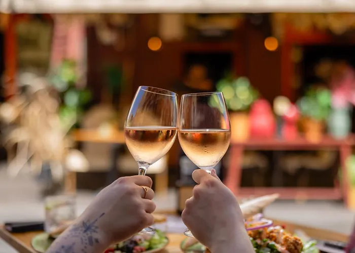  Le Bistro