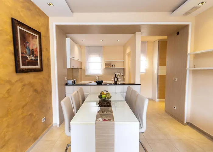 Butua Residence