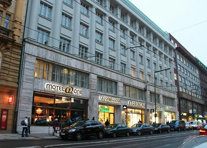 3-Sterne-Hotel: Motel One Prague-Florentinum