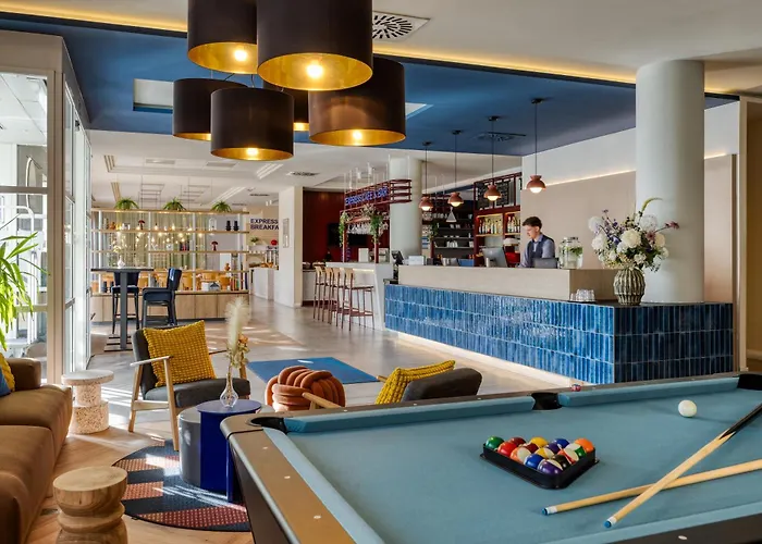 Hotel nahe College: Holiday Inn Express Antwerpen City North By Ihg