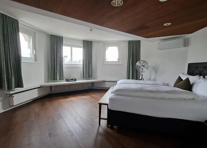 3 SterneHotel De La Paix