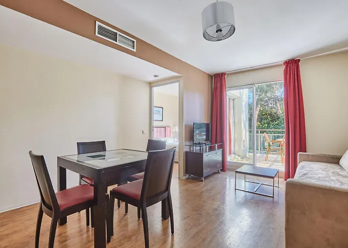 Appart' Odalys City - Antibes Olympe