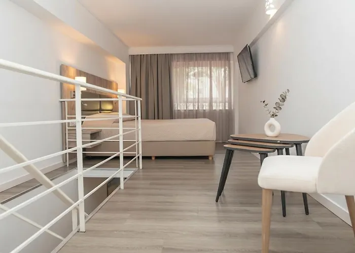 Zentrales Hotel: Kosta Palace