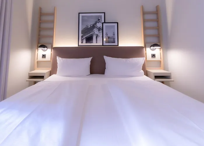 Hotel Bleibtreu Berlin by Golden Tulip