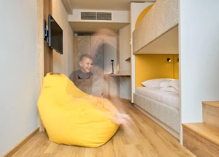 Kurhotel: H2O Hotel-Therme-Resort, 3 Sterne superior, für Familien mit Kindern