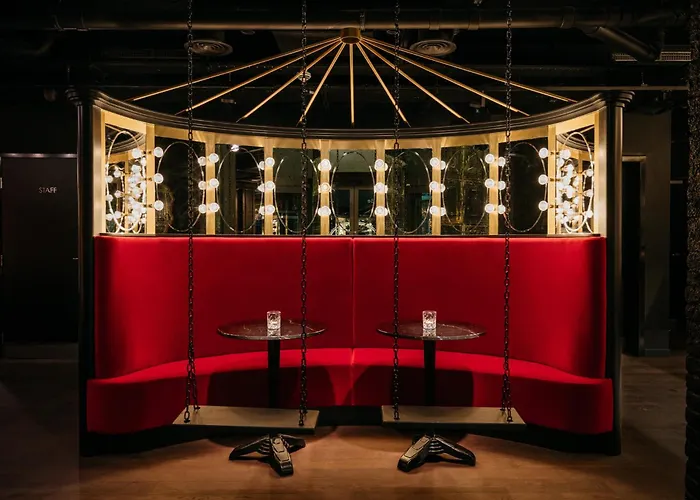  Ruby Lucy London By Ihg