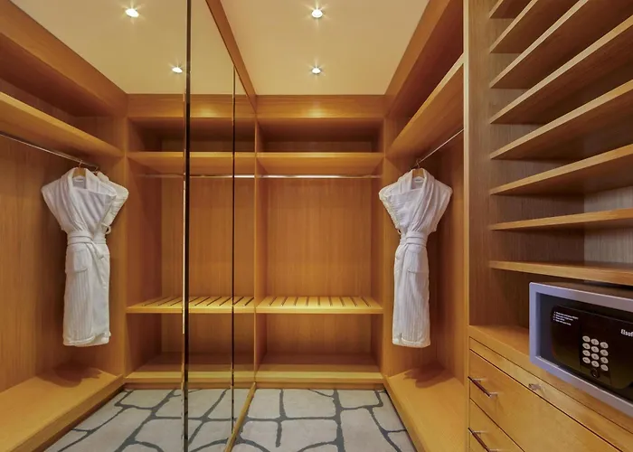  London Hilton On Park Lane