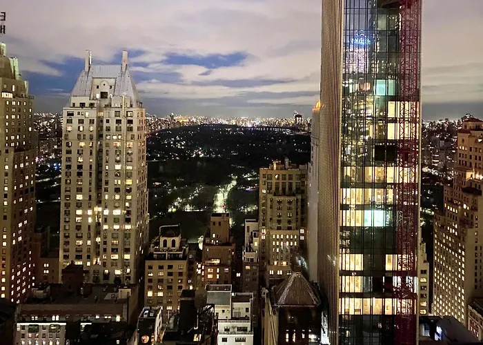 Thompson Central Park , By Hyatt