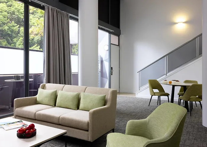 Motels Meriton Suites Waterloo