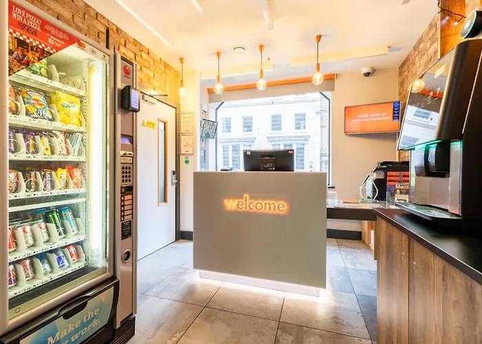 Easyhotel