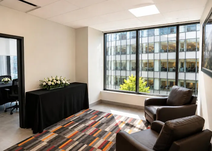Holiday Inn Hotel & Suites - Montreal Centre-Ville Ouest By Ihg