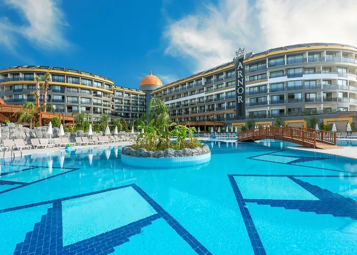 Arnor De Luxe Hotel & Spa