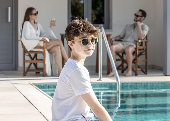  Louis St. Elias Resort & Waterpark