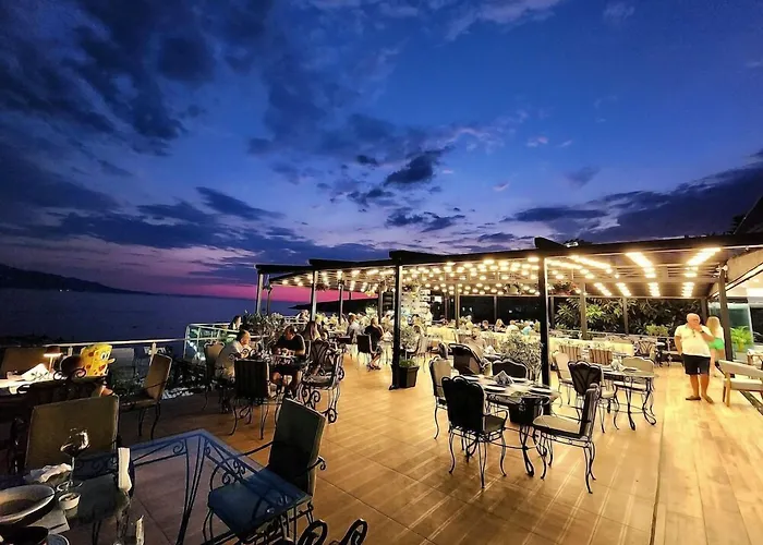  Apollon Sarande (Adults Only)