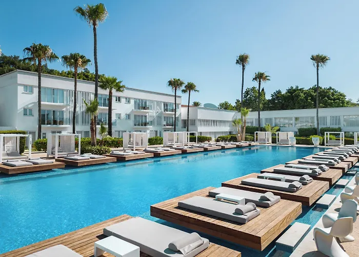 So White Beach Resort