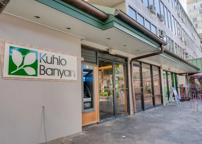 Kuhio Banyan (with Kitchenettes)