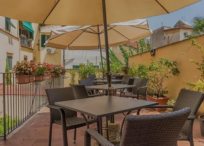 Resort: Hotel Monica