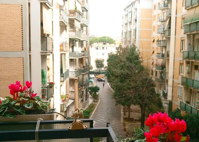 Hotel: Green Line