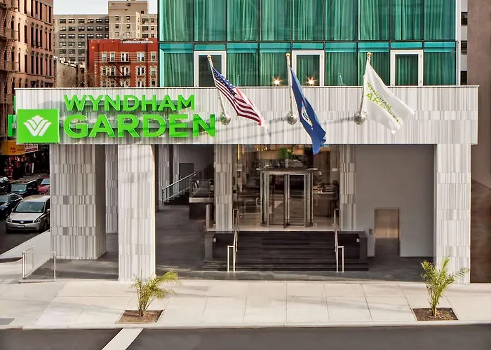 Hotel Am Wyndham Garden Chinatown