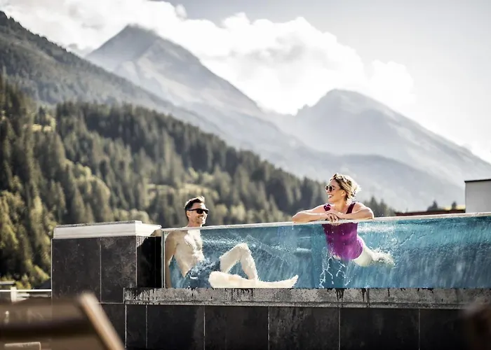 Aktiv-&Wellnesshotel Bergfried