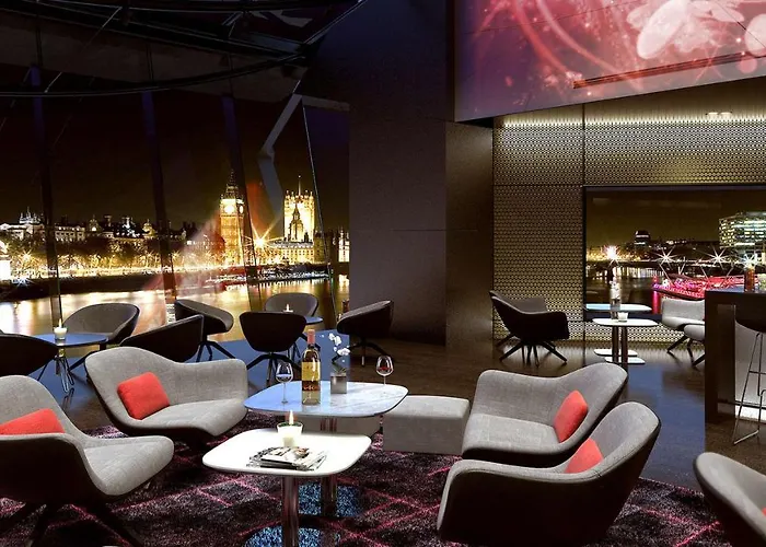 5 Sterne Hotels Plaza On The River